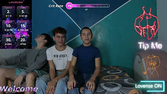 Snapshot of wild_boys_zs chatting on July 12, 2026, 5:30 am wild boys zs online show from July 12, 2026, 5:30 am