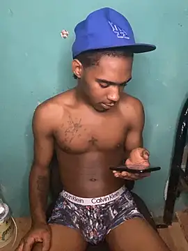 chocomorbo online show from May 5, 2026, 8:23 pm