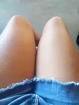 JasminSex01 online show from May 16, 2026, 5:45 pm