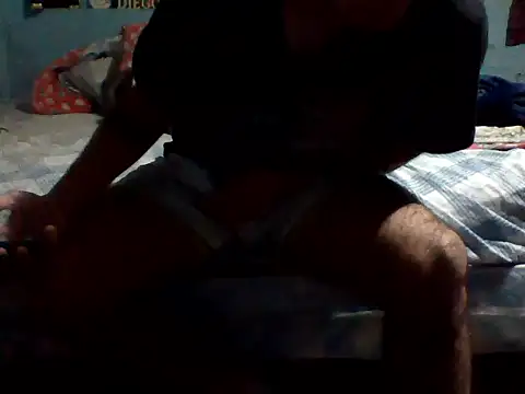 Snapshot of Martin106 chatting on May 22, 2026, 1:47 am Martin106 online show from May 22, 2026, 1:47 am