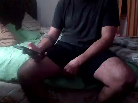 Snapshot of Martin106 chatting on May 31, 2026, 3:23 am Martin106 online show from May 31, 2026, 3:23 am