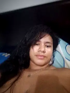 Snapshot of AntonellaMonroew chatting on May 7, 2026, 3:33 am AntonellaMonroew online show from May 7, 2026, 3:33 am