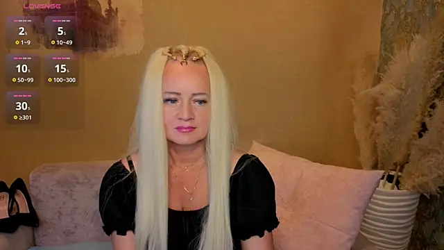 Snapshot of Ingrid_Eriksen chatting on July 16, 2026, 1:35 am Ingrid Eriksen online show from July 16, 2026, 1:35 am