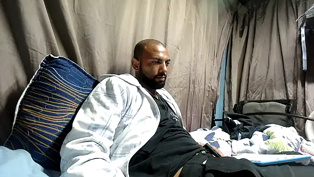 Camodick online show from April 19, 2026, 8:04 am