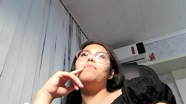 Snapshot of Anda_here chatting on June 14, 2026, 2:40 pm Anda here online show from June 14, 2026, 2:40 pm