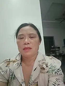 -Lytina- online show from August 9, 2026, 7:20 pm