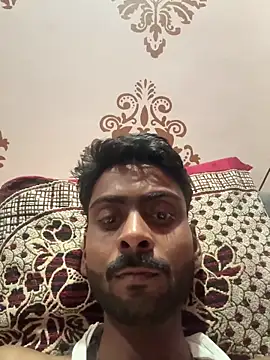 Moodupsex online show from May 9, 2026, 6:11 pm