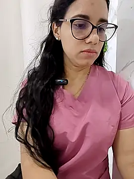 Snapshot of alanahot94 chatting on July 12, 2026, 6:09 pm alanahot94 online show from July 12, 2026, 6:09 pm