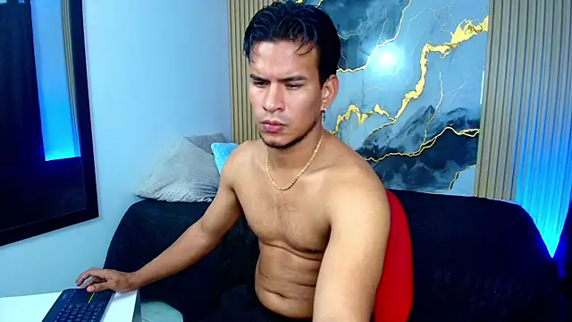 Snapshot of JacobWolf__ chatting on June 11, 2026, 12:32 am JacobWolf online show from June 11, 2026, 12:32 am
