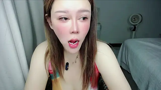 Snapshot of suncute chatting on June 26, 2026, 4:13 pm suncute online show from June 26, 2026, 4:13 pm
