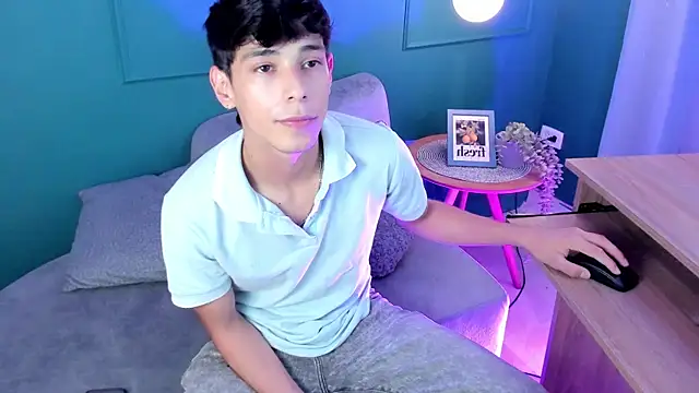 Snapshot of jacob_colliins chatting on July 15, 2026, 7:43 pm jacob colliins online show from July 15, 2026, 7:43 pm