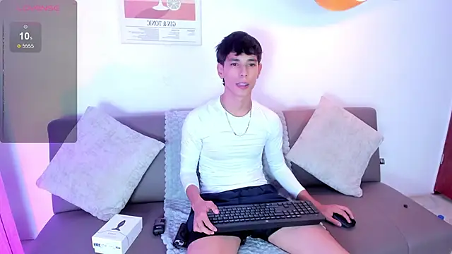 Snapshot of jacob_colliins chatting on May 29, 2026, 3:01 am jacob colliins online show from May 29, 2026, 3:01 am