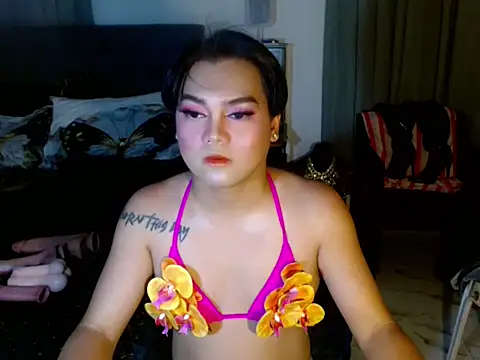 RoyalSeductress online show from May 22, 2026, 9:07 am
