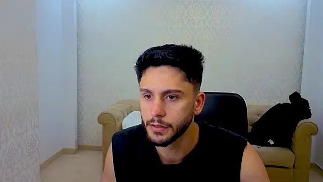 TroyWadee online show from May 15, 2026, 5:05 am