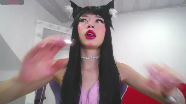 mia gyutarouwu online show from June 6, 2026, 12:10 pm
