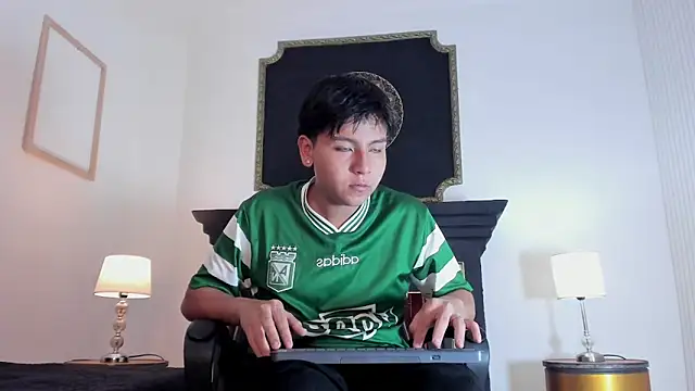  maximo 1 online show from June 9, 2026, 1:34 pm