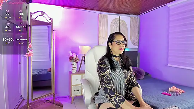 Snapshot of Bella_milff_ chatting on May 28, 2026, 8:04 pm Bella milff online show from May 28, 2026, 8:04 pm