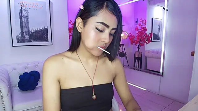 Madisson thompsonn online show from June 24, 2026, 7:44 pm