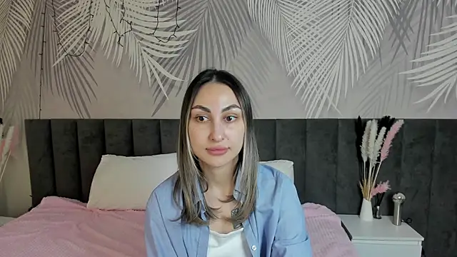 Snapshot of Fly_ari chatting on May 11, 2026, 9:10 am Fly ari online show from May 11, 2026, 9:10 am