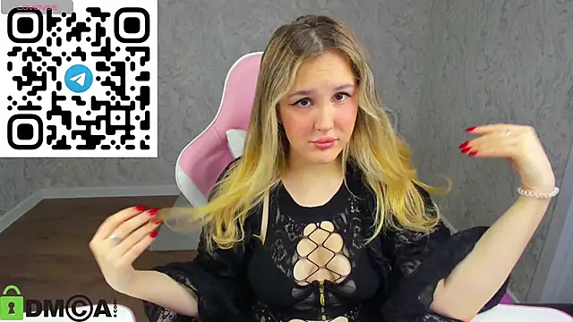 Snapshot of Stacey_Dawson chatting on May 24, 2026, 9:20 am Stacey Dawson online show from May 24, 2026, 9:20 am