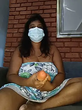 Xbees CT online show from June 18, 2026, 5:28 am