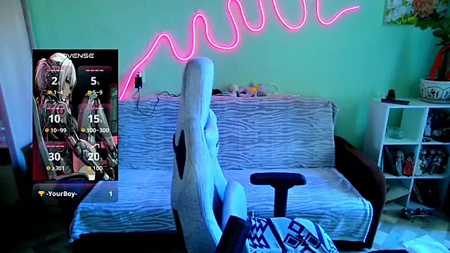 MeLanXolik online show from June 12, 2026, 9:51 am
