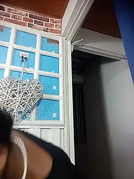 Snapshot of Liss_Love1 chatting on June 17, 2026, 11:58 pm Liss Love1 online show from June 17, 2026, 11:58 pm