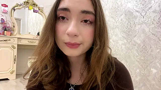 Snapshot of Rosie_Sweety chatting on June 7, 2026, 8:14 pm Rosie Sweety online show from June 7, 2026, 8:14 pm