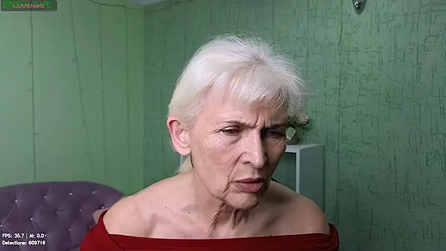 Snapshot of Nia_Natur chatting on June 30, 2026, 10:26 am Nia Natur online show from June 30, 2026, 10:26 am