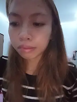 Snapshot of sweetpinayxxx chatting on July 1, 2026, 7:03 pm sweetpinayxxx online show from July 1, 2026, 7:03 pm