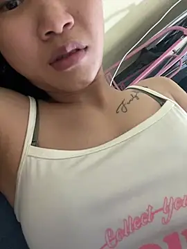 Snapshot of Vi_sexyy chatting on June 28, 2026, 8:31 am Vi sexyy online show from June 28, 2026, 8:31 am