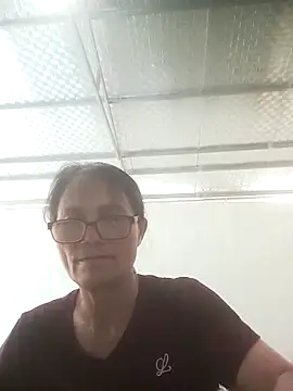 Vieekee online show from May 28, 2026, 2:30 am