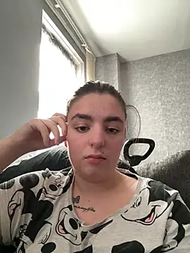 LexiXXoo online show from May 20, 2026, 11:18 am