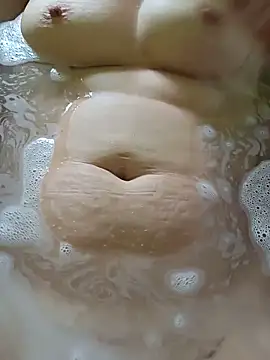 Lovesex329 online show from June 10, 2026, 4:52 pm