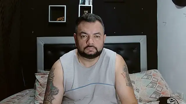 Snapshot of perverseveteranmanxxx chatting on March 19, 2025, 1:51 pm perverseveteranmanxxx online show from March 19, 2025, 1:51 pm