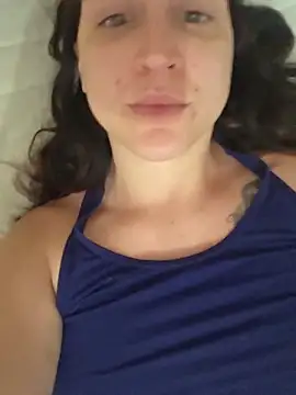 Nicolevellori online show from July 13, 2026, 5:18 am