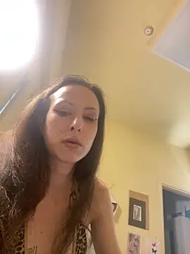 Snapshot of babydollbby chatting on June 24, 2026, 8:35 am babydollbby online show from June 24, 2026, 8:35 am