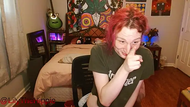 lilythehippie online show from May 27, 2026, 5:42 pm