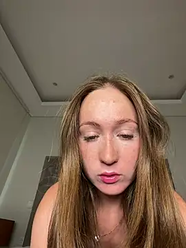 Snapshot of Freyastimeee chatting on July 26, 2026, 12:39 am Freyastimeee online show from July 26, 2026, 12:39 am