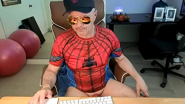 Snapshot of hotdadbod chatting on November 16, 2025, 9:41 pm hotdadbod online show from November 16, 2025, 9:41 pm