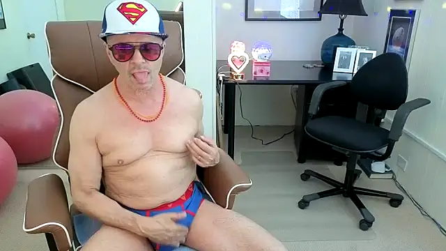 hotdadbod online show from June 30, 2026, 8:42 pm