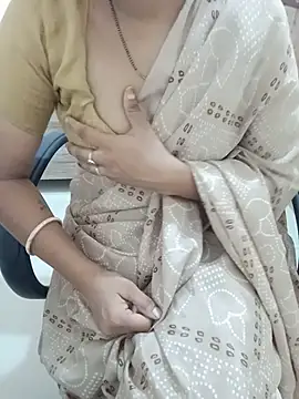 Snapshot of saina_baby chatting on July 2, 2026, 5:13 am saina baby online show from July 2, 2026, 5:13 am