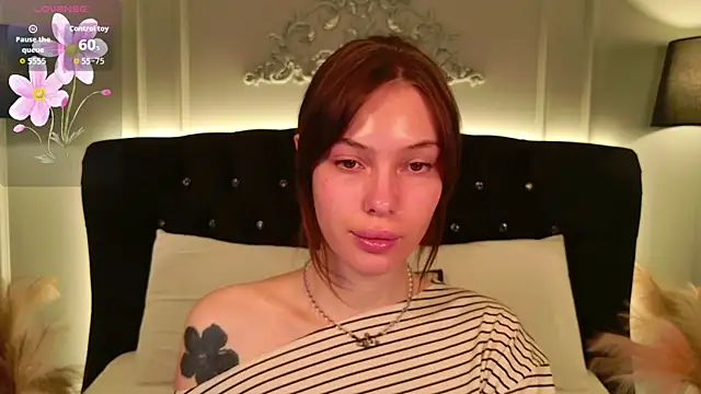 Snapshot of Mili_Joy chatting on July 5, 2026, 6:59 pm Mili Joy online show from July 5, 2026, 6:59 pm