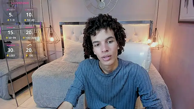 Snapshot of felix_haze chatting on June 3, 2026, 5:50 pm felix haze online show from June 3, 2026, 5:50 pm