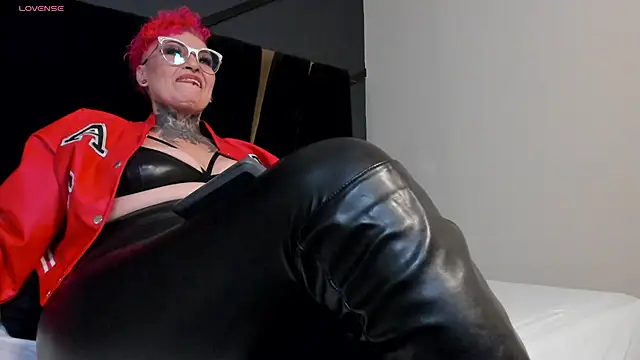mistress sandy online show from July 3, 2026, 10:49 pm