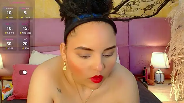 Snapshot of Sol__Latina chatting on June 6, 2026, 4:50 am Sol Latina online show from June 6, 2026, 4:50 am