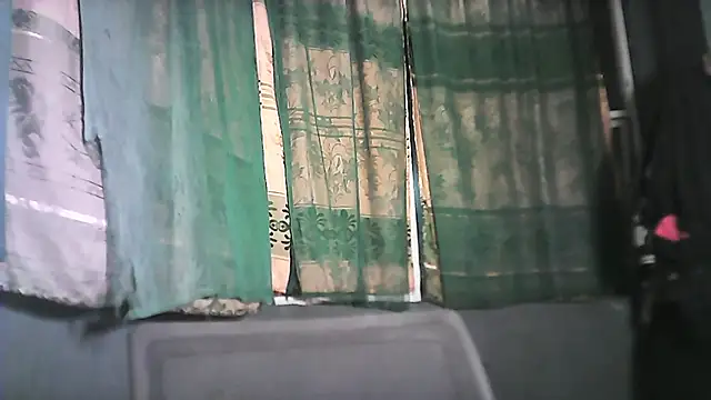 Snapshot of maxwell_crazy1 chatting on May 18, 2026, 12:11 am maxwell crazy1 online show from May 18, 2026, 12:11 am