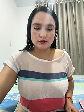 rousee69  online show from June 5, 2026, 10:48 pm
