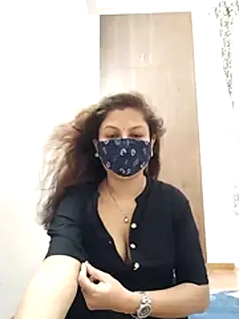 Snapshot of hot_kiran2000 chatting on June 29, 2026, 1:11 pm hot kiran2000 online show from June 29, 2026, 1:11 pm