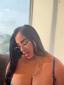 emily-Hornyy online show from June 22, 2026, 12:02 pm